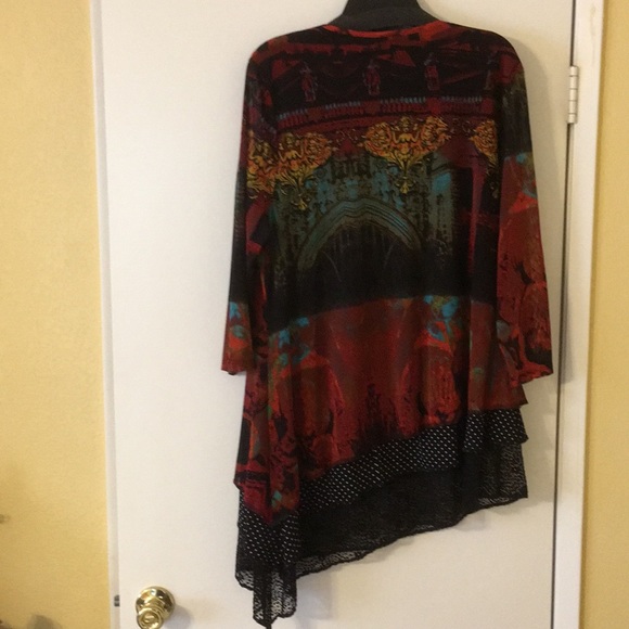 Top - Picture 4 of 5